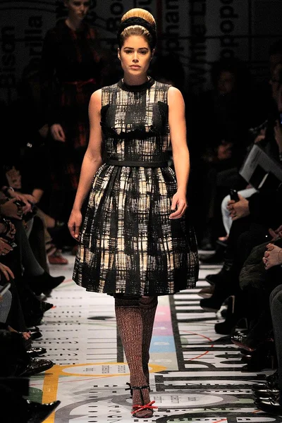 Look 9